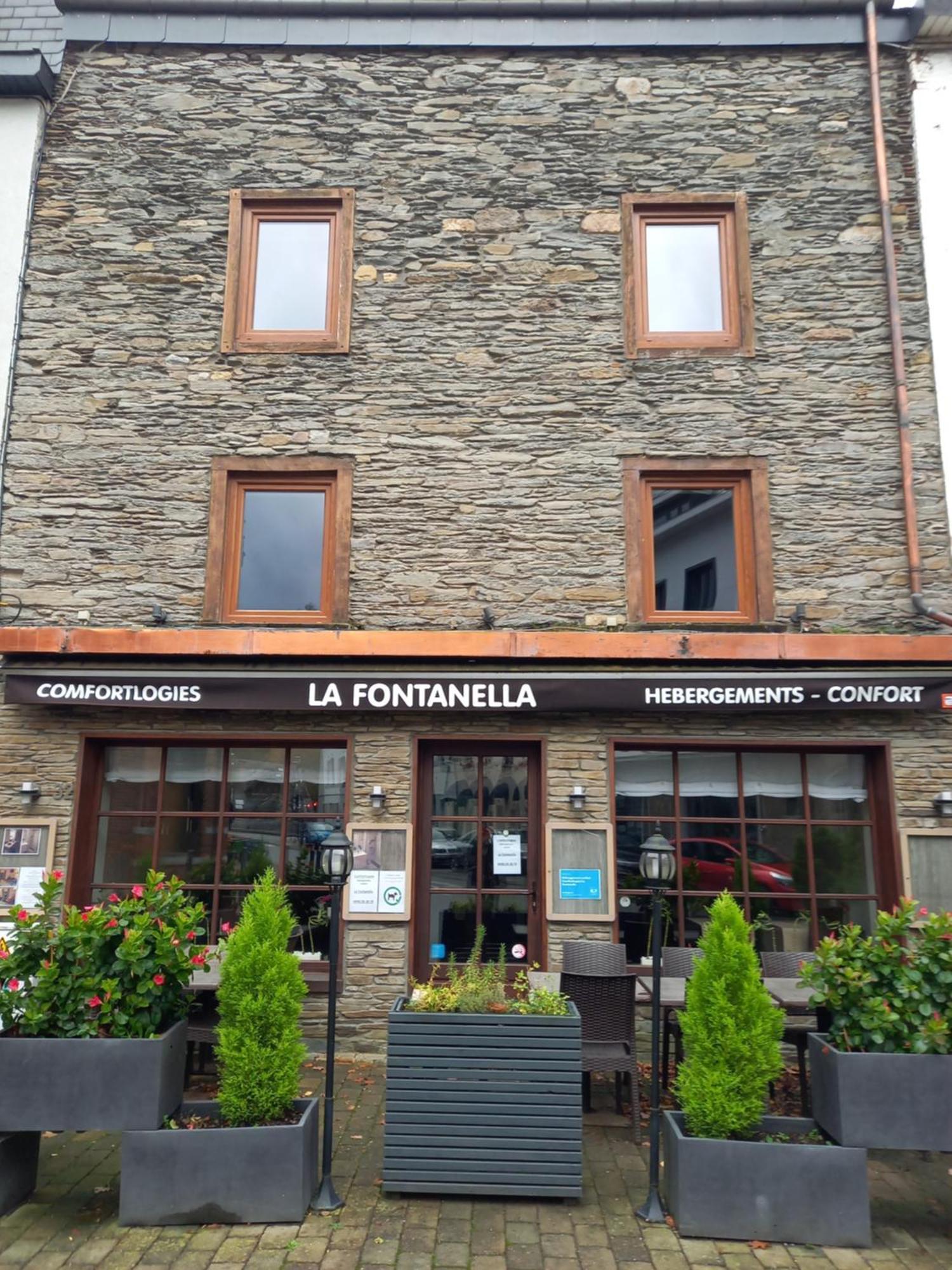 Hebergement Confort Comfortlogies La Fontanella Ла-Рош-ан-Арден Экстерьер фото